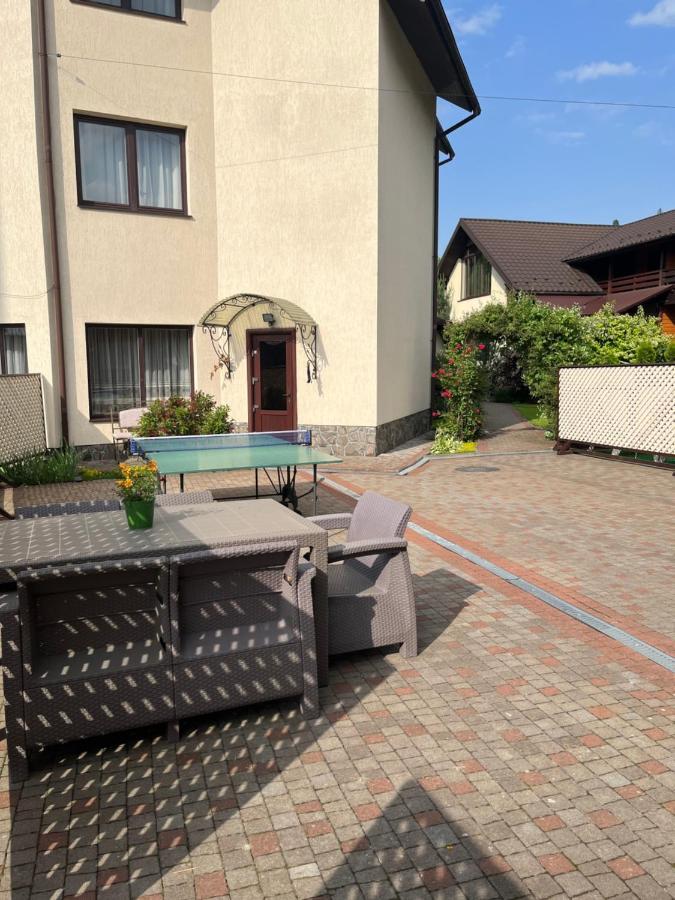 Central Courtyard Slavske Exterior photo